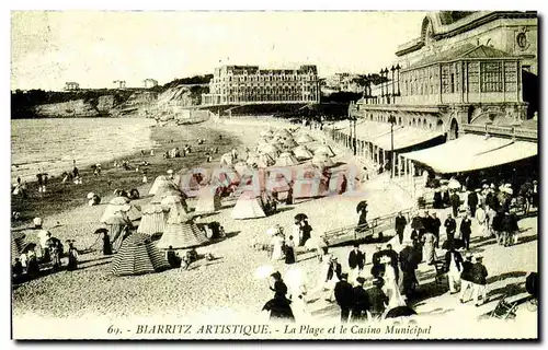 REPRODUCTION Biarritz La plage et le casino municipal