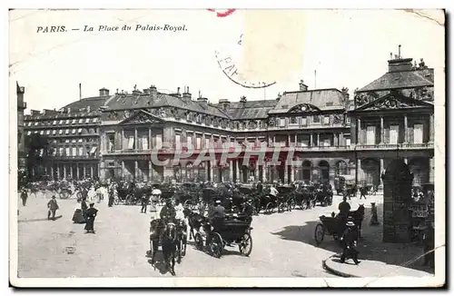 Paris - 1 - La Place du Palais Royal - caleche - - Cartes postales