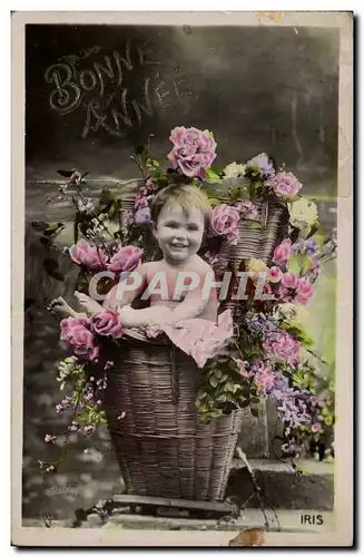 fantaisie - baby in rosy basket - Ansichtskarte AK