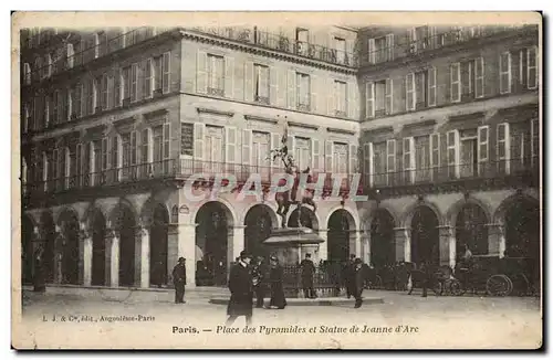 Paris Cartes postales Place des Pyramides et statue de Jeanne d&#39arc