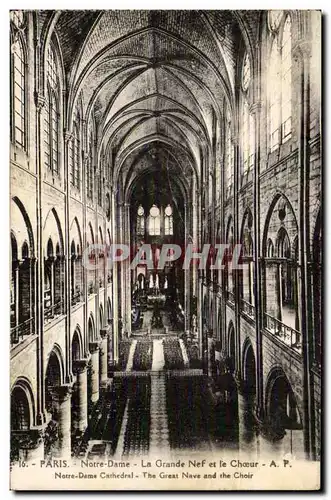 Paris Cartes postales Notre Dame La grande nef et le choeur