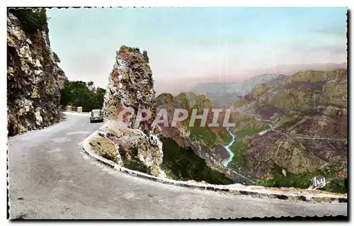 Verdon - Les Gorges Pittoresques - Route de la Corniche - Cirque de Vaumale - Cartes postales