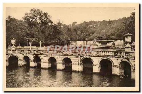 Nimes - Jardin de la Fontaine - Bains Romains - Cartes postales