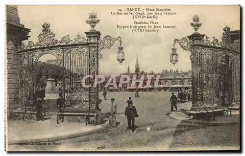 Nancy Cartes postales Place Stanislas Grilles en fer forge par Jean Lamour