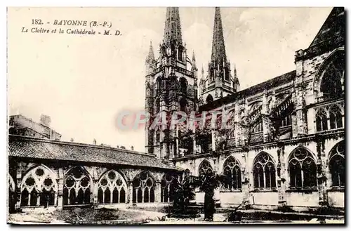 Bayonne - Le Cloitre et la Cathedrale - Ansichtskarte AK