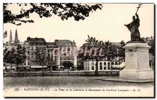 Bayonne - La Place de la Liberte - Monument du Cardinal Lavigerie - Ansichtskarte AK