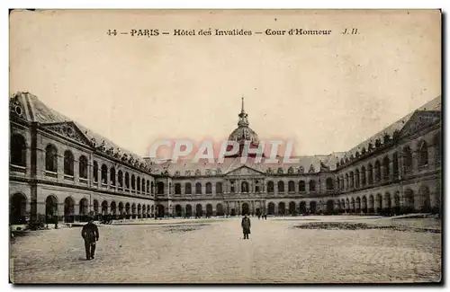 Paris Ansichtskarte AK Hotel des Invalides Cour d&#39honneur