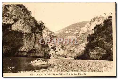 Les corniches Cartes postales entree des detroits