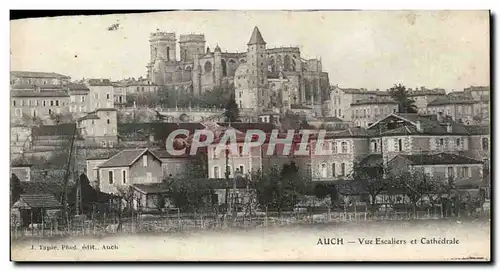 Auch Ansichtskarte AK Vue escaliers et cathedrale