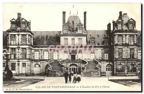 Ansichtskarte AK Palais de Fontainebleau L&#39escalier du fer a cheval