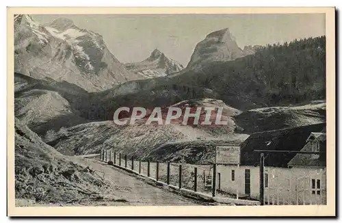 Ansichtskarte AK Nos belles montagnes Les Pyrenees Environs de Laruns Courette le templin des sports d&#39hiver