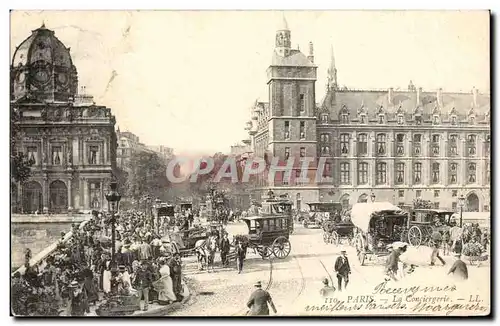 Paris Cartes postales La conciergerie (marche) TOP