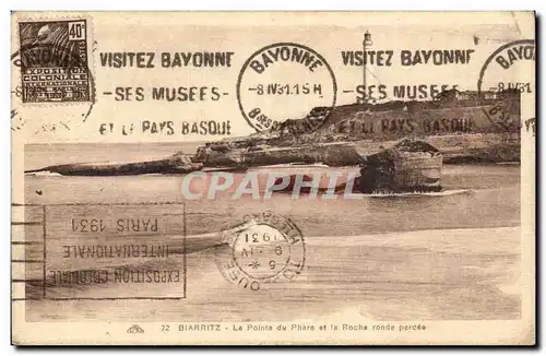 Cartes postales Biarritz La pointe du phare et la roche ronde percee