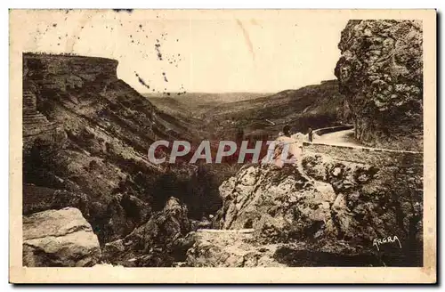 Ansichtskarte AK Environs de Saint Cere Route et gorges d&#39Autoire