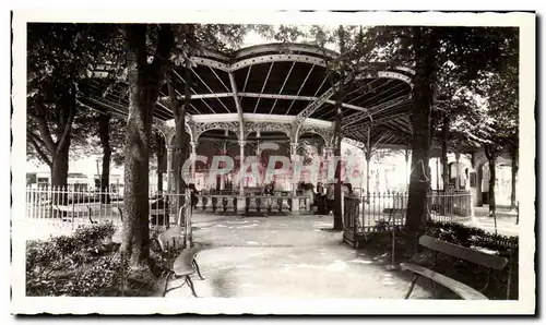 Cartes postales moderne Vichy la source de l&#39hopital