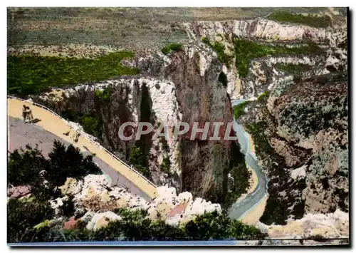 Cartes postales moderne Excursion du gorges du Verdon Le defile des cavaliers