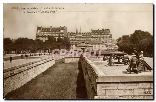 Paris Cartes postales Les Invalides Fosses et canons