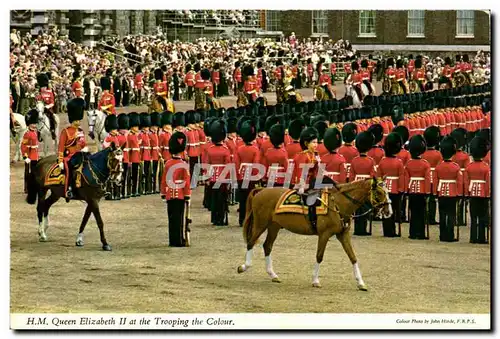 Moderne Karte Londres London Queen Elisabeth II at the trooping the colour