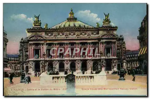 Paris Cartes postales opera et la station de Metro