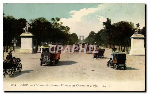 Paris - 8 - L&#39Avenue des Champs Elysees et les Chevaux de Marly - Cartes postales