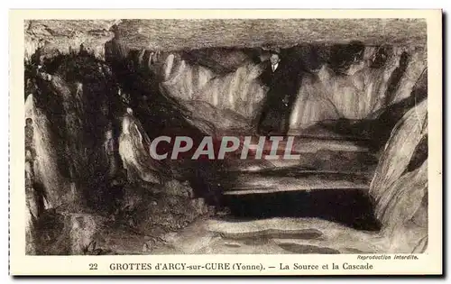 Cartes postales Grottes d'Arcy sur Cure La source et la cascade