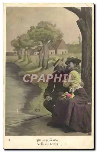 Fantaisie - Couple - Romance under the trees - Cartes postales