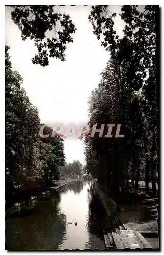 Environs de Vichty et Chatelguyon - Chateau d&#39Effiat - Le Grand Canal - Cartes postales