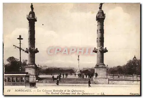 Bordeaux Cartes postales Les colonnes rostrales et les Quinconces