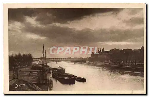 Cartes postales Paris Coucher de soleil sur la Seine Quai de Passy