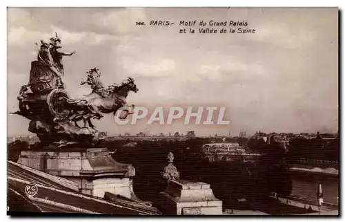 Paris Cartes postales Motif du grand palais et la vallee de la Seine