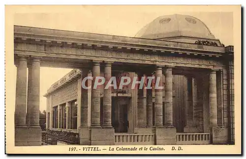 Cartes postales Vittel la colonnade et le casino