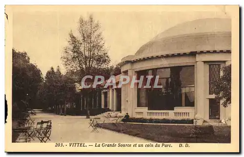 Ansichtskarte AK Vittel la grande source et un coin du parc