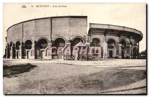 Bayonne Cartes postales Les arenes