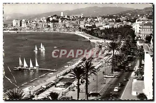 Cannes Cartes postales moderne La plage de la croisette et le Suquet