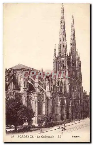 Cartes postales Bordeaux La cathedrale