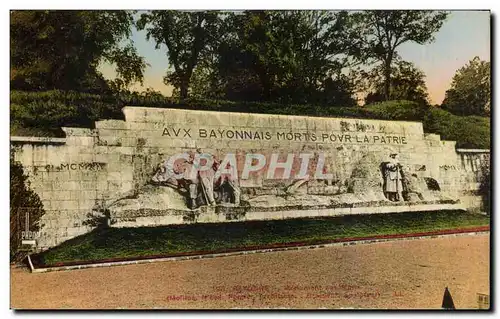 Bayonne Cartes postales Monument aux morts