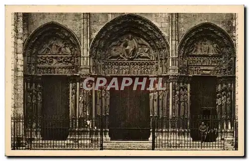 Cartes postales Chartres La cathedrale le grand portail