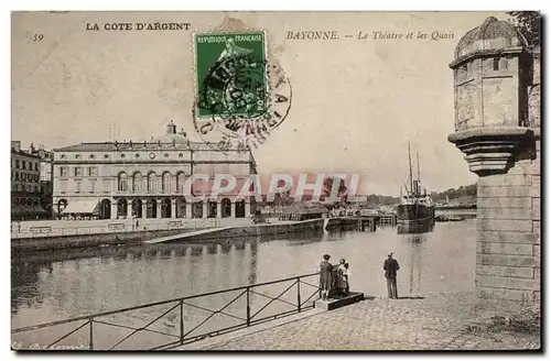 Cartes postales Bayonne Le theatre et les quais