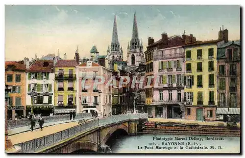 Ansichtskarte AK Bayonne Le pont marengo et la cathedrale