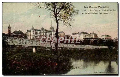 Cartes postales Pau le pont de chemin de fer et le boulevard des Pyrenees