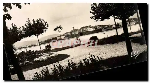 Cartes postales moderne Hendaye Fontarabie vue des jardins d&#39Hendaye