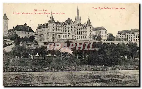 Cartes postales Pau L&#39hotel Gassion et le vieux palais vus du Gave Train a vapeur