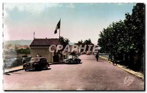 Cartes postales Hendaye Pont international Frontiere Franco espagnole au fond Irun