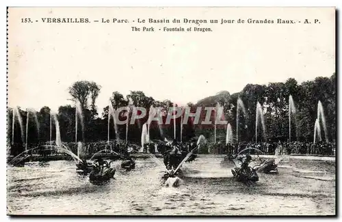 Ansichtskarte AK Versailles Le parc Le bassin du Dragon un jour de grandes eaux