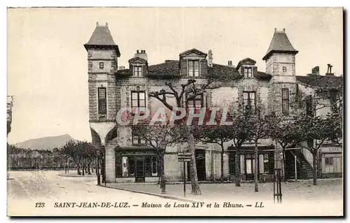 Cartes postales St Jean de Luz Maison de Louis XIV et la Rhune