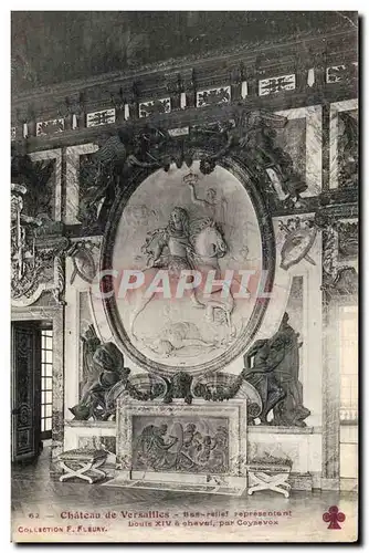 Cartes postales Chateau de Versailles Bas relief representant Louis XIV a cheval par Coysevox