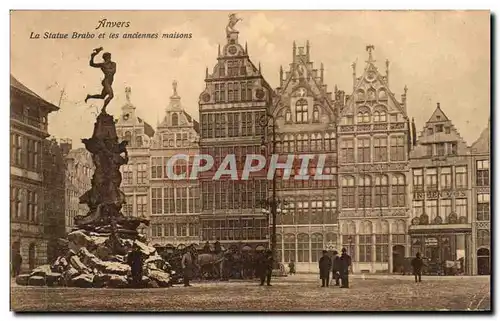 Cartes postales Belgique Anvers La statue Brabo et les anciennes maisons