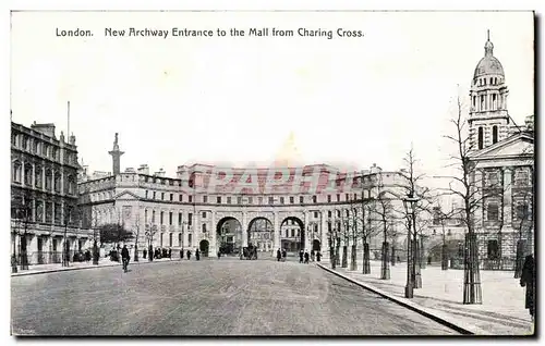 Cartes postales Great Britain London Londres New archway entrance to the mall fom Charing Cross