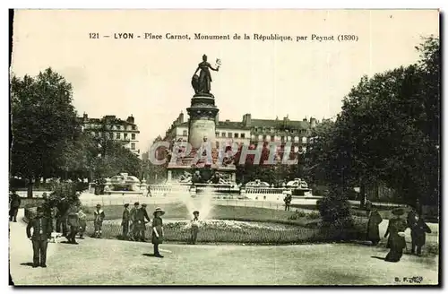 Ansichtskarte AK Lyon Place Carnot Monument de la Republique par Peynot (1890)