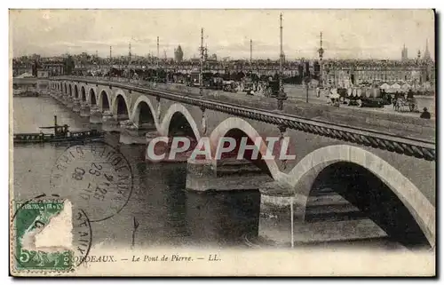 Cartes postales Bordeaux Le pont de pierre